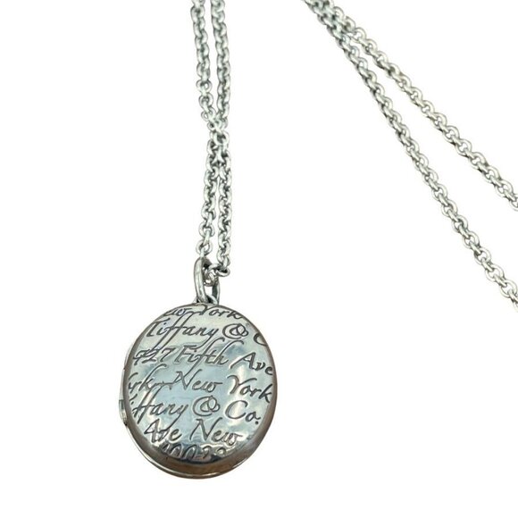 Tiffany & Co. Silver Notes Oval Fifth Ave Locket Pendant Necklace 16" – Rare! - Picture 6 of 7